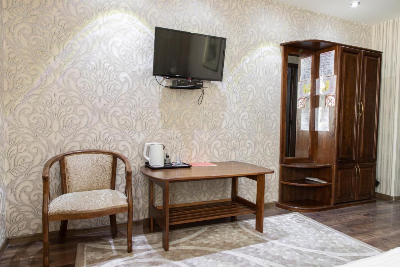 Nur M Hotel Tashkent Exterior photo