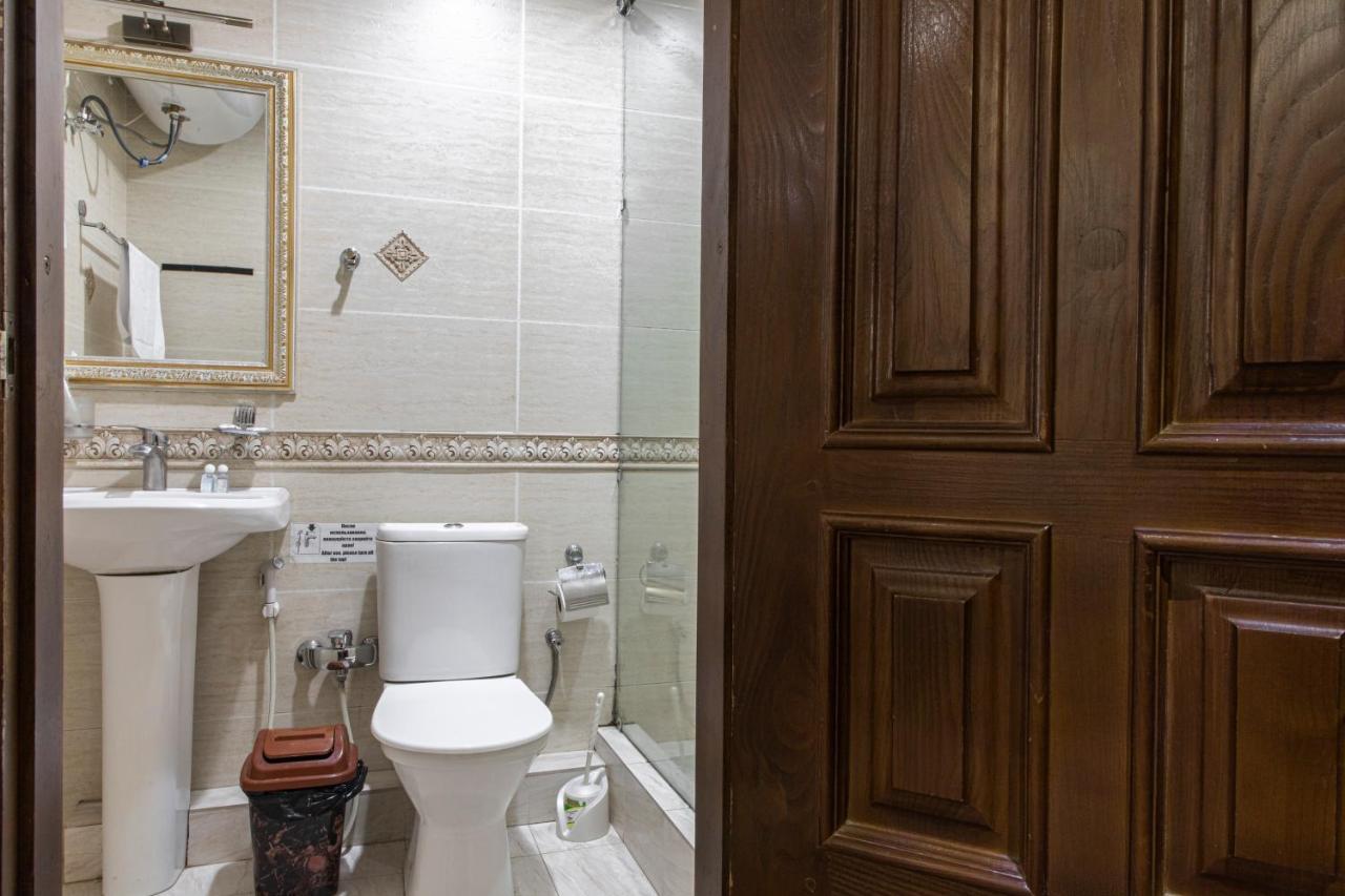 Nur M Hotel Tashkent Exterior photo