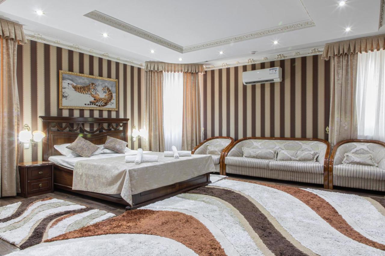 Nur M Hotel Tashkent Exterior photo